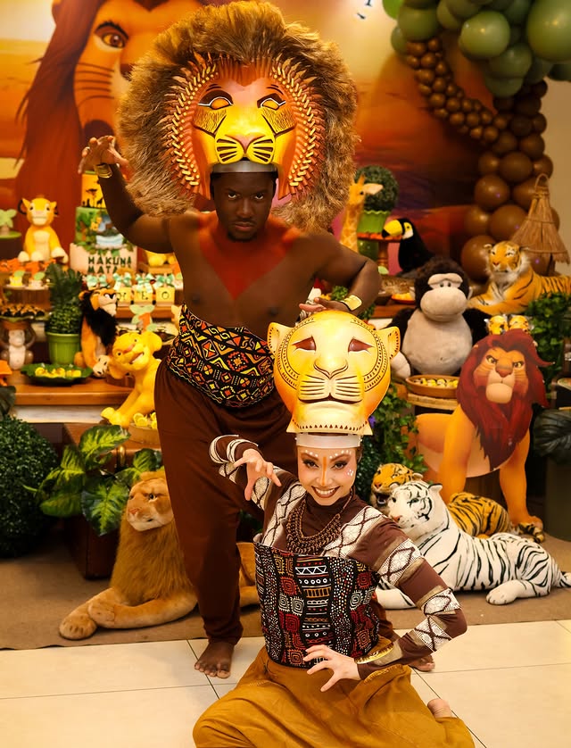 Simba e Nala (Rei Leão)